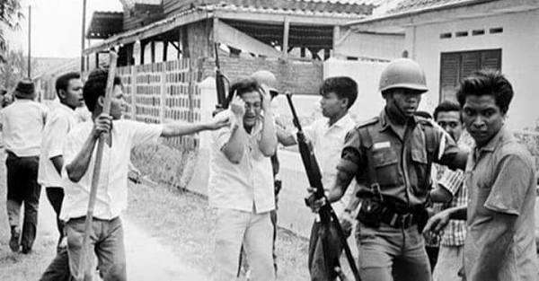 Save the world! UNCLE Chapter 7 Gambar 12