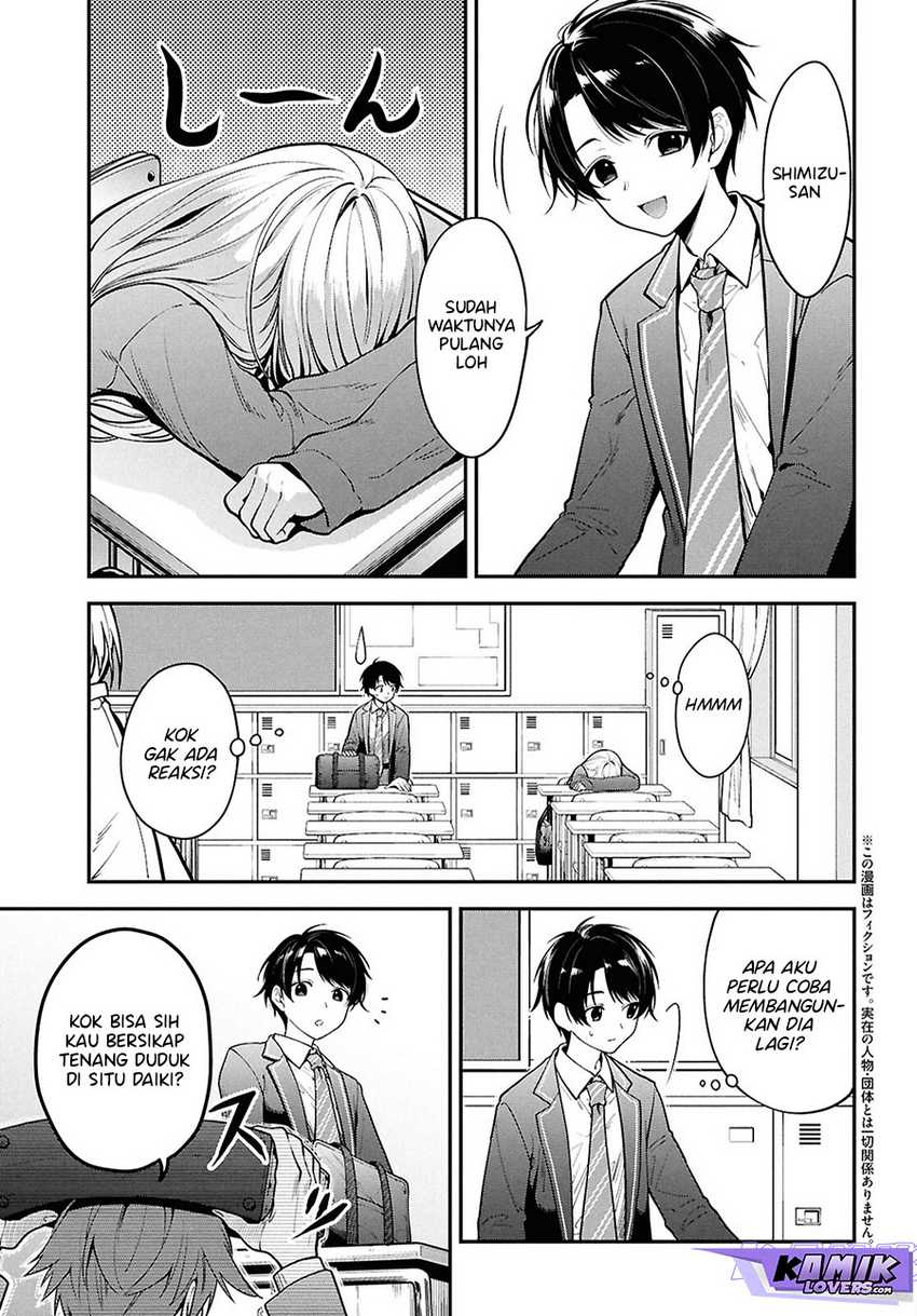 Tonari no Seki no Yankee Shimizu-san ga Kami o Kuroku Sometekita Chapter 1 Gambar 5