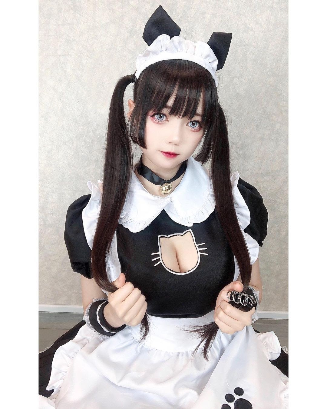 When I Was Reincarnated in Another World, I Was a Heroine and He Was a Hero Chapter 13 Gambar 23